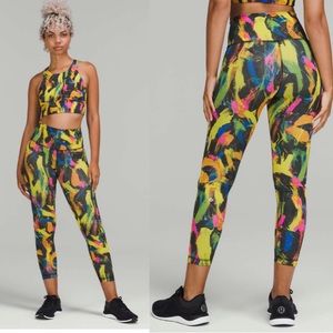 Lululemon Wunder Train High-Rise Tight 25"
Undertone Black Multi!NWT